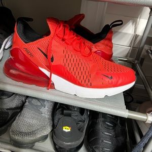 Nike AirMax 270